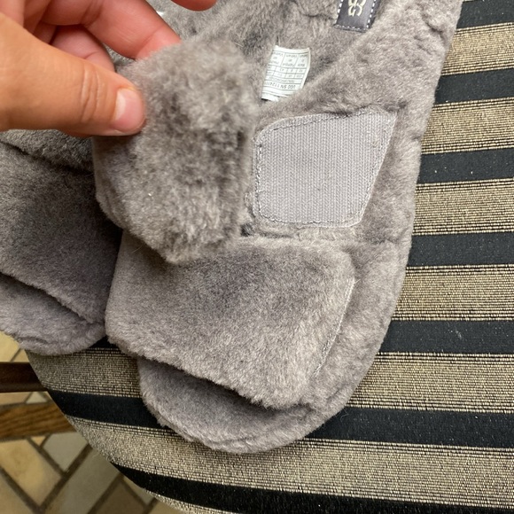 Uggs Velcro fuzzy slippers - Picture 12 of 14